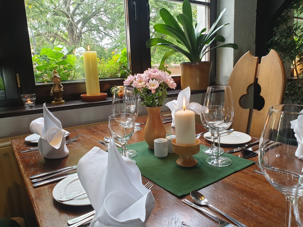 restaurant2